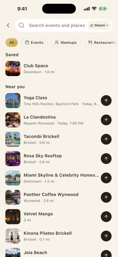Searching events and places to share from a chat in the Vennu app