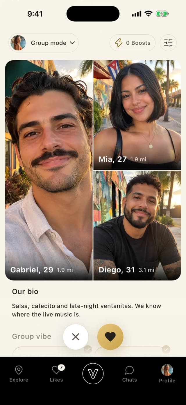 Swiping on another group in Group mode in the Vennu app